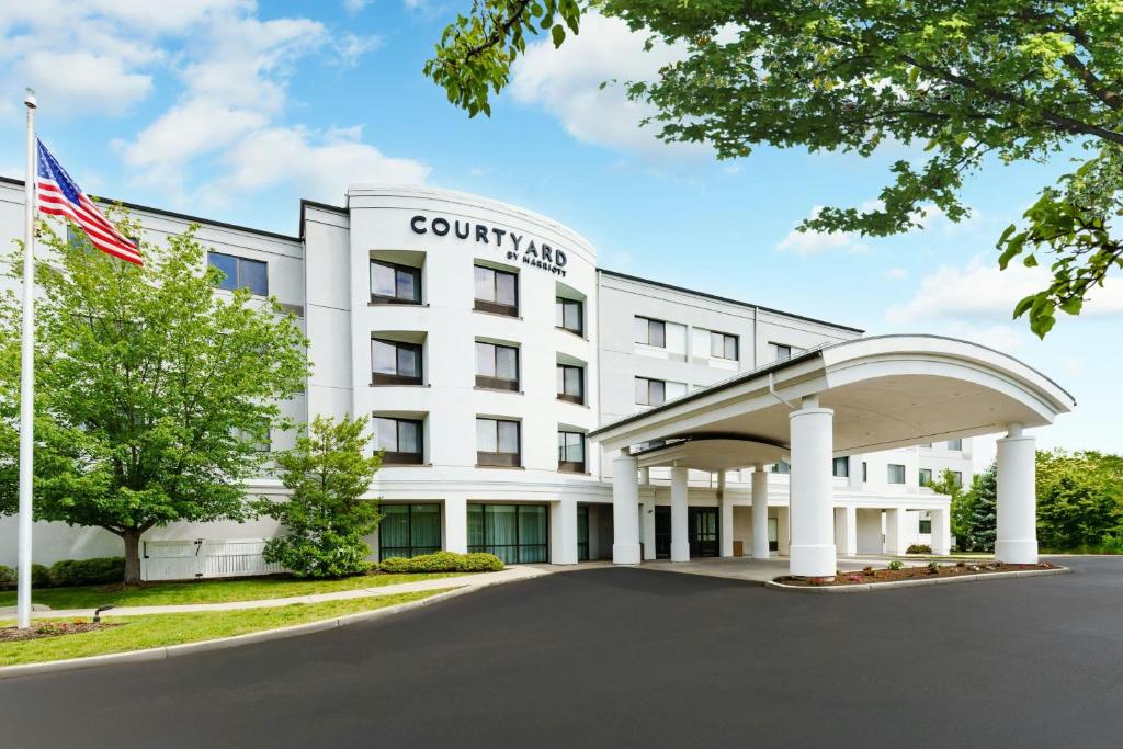 Courtyard Hartford Farmington