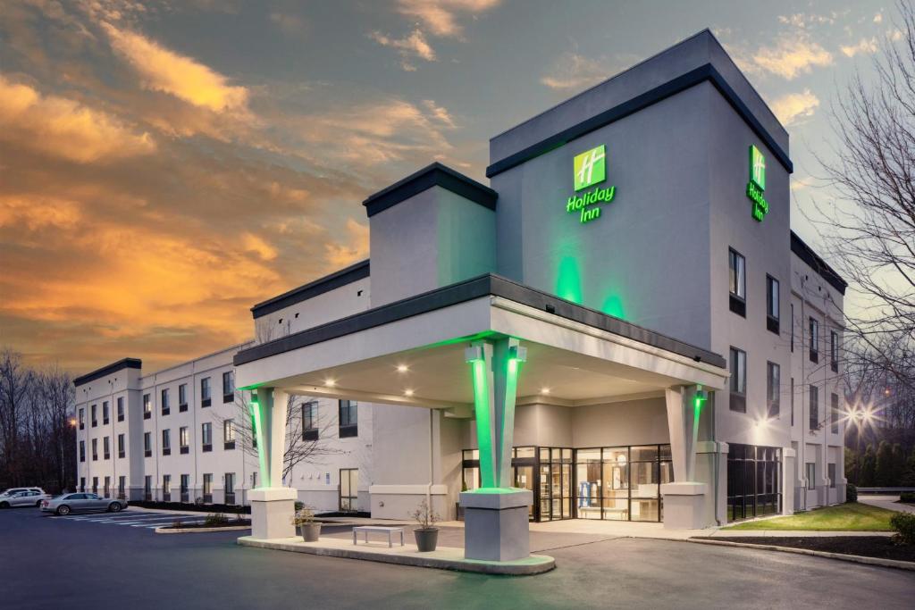 Holiday Inn Cheshire - Southington, an IHG Hotel