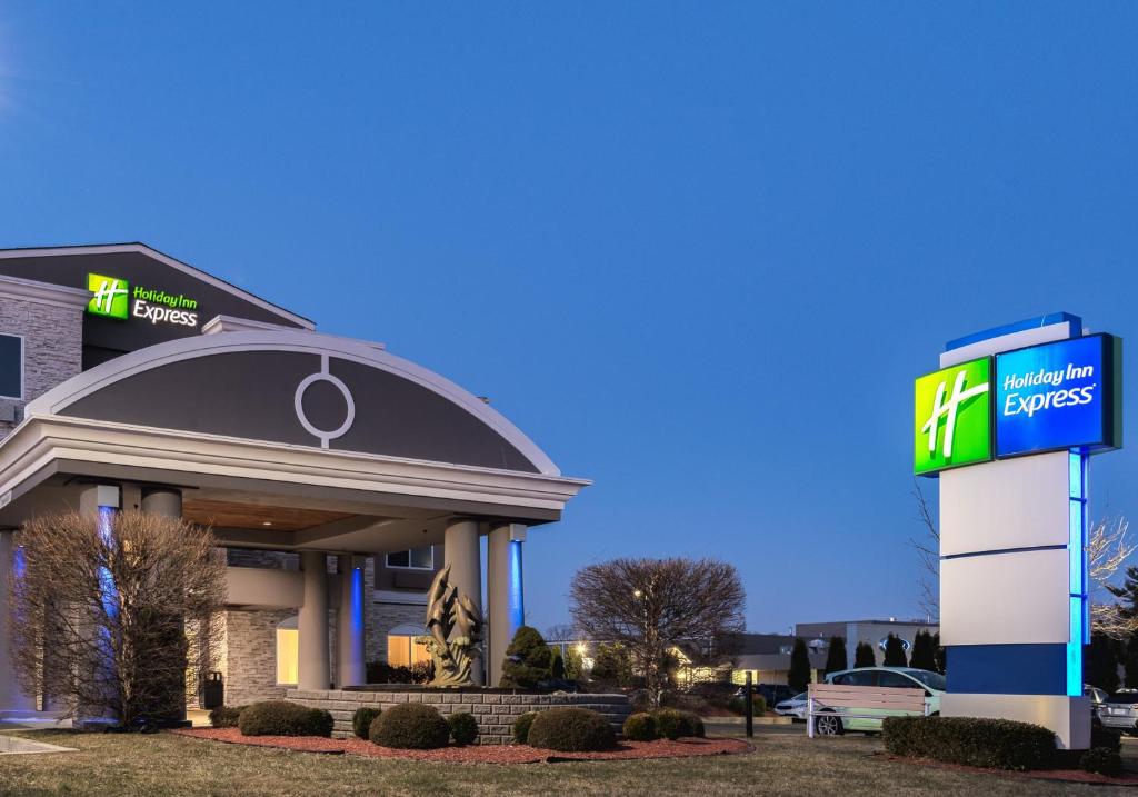 Holiday Inn Express Branford-New Haven, an IHG Hotel